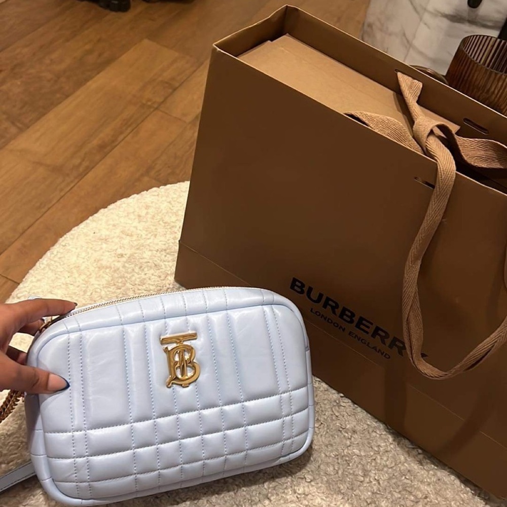 brand new Lola Burberry small leather camera
bag baby blue with box - Picture 3 of 4
